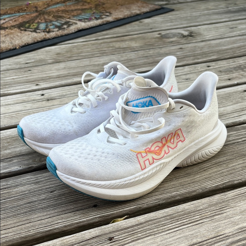 Hoka Women’s Mach 6 Tennis Shoes